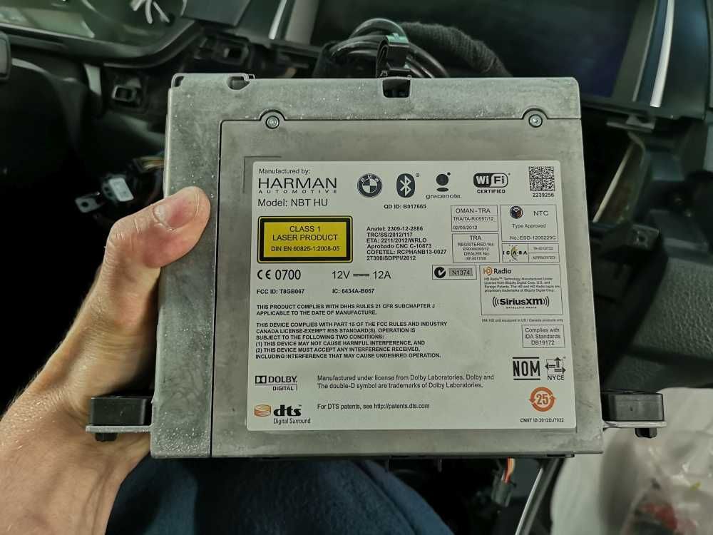 Moduł Android Auto Carplay bmw F10 NBT kamera cofania na fabr. ekranie