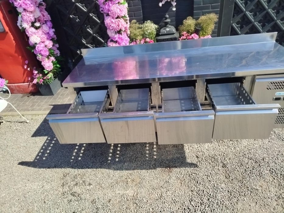 lada chłodnicza stół chłodniczy lodówka