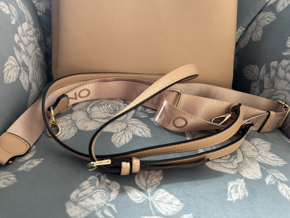 Cudowna torebka Valentino! Okazja! Beż! Tanio! Piekna i praktyczna!