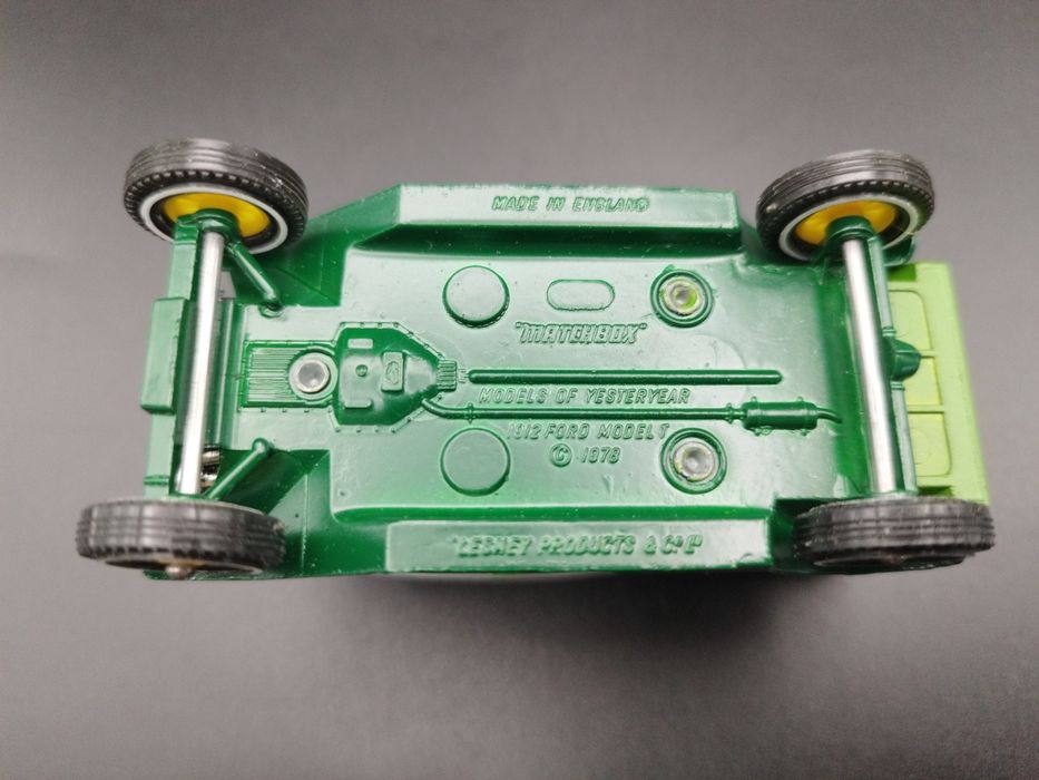 Ford Model T 1912 25 Years Models of Yesteryear Matchbox  model no box