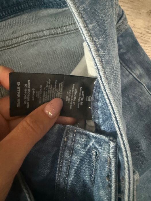 Spodnie lekko poszerzane ku dołowi g-star RAW nowe z metka