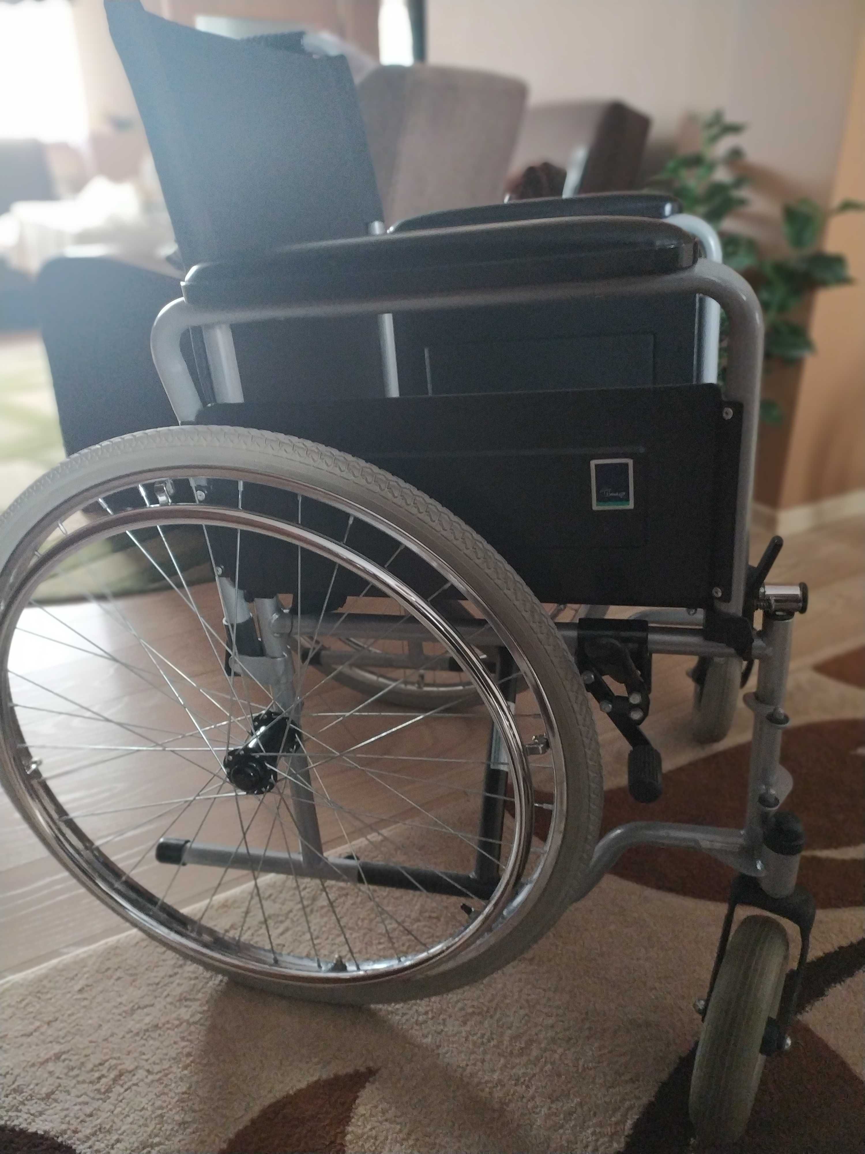 Wózek inwalidzki stalowy dla doroslych