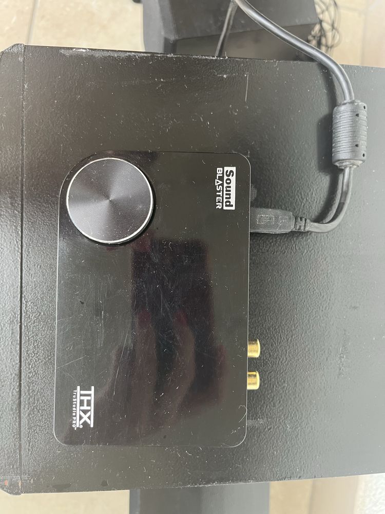 Zestaw glosnikow 5.1 GENIUS z kartą muzyczną Sound Blaster