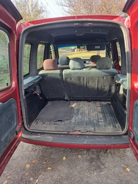 Рено кенго 2004р 1.6 бензін в автоматі