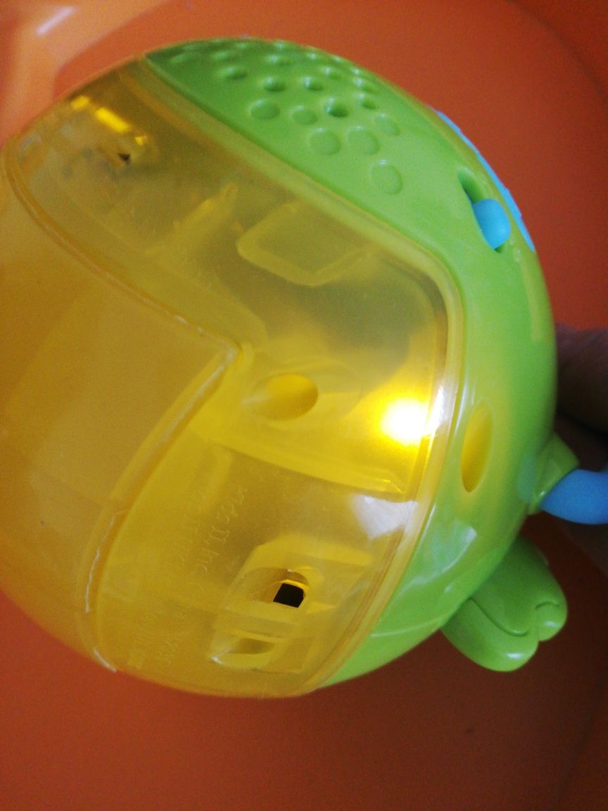 Zabawka żabka projektor lampka świeci gra Bright Starts