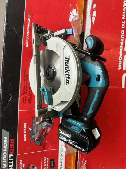 Pilarka Makita DHS680 + Bateria 5.0ah rok 2025