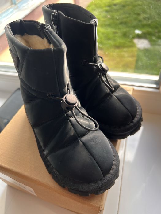 Продам Взуття дитяче