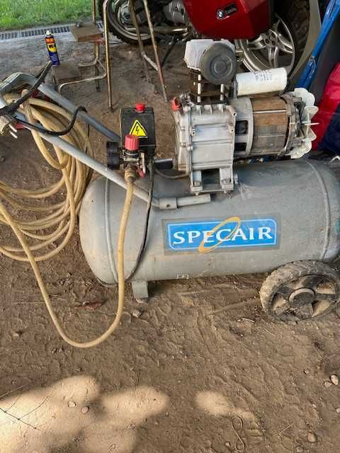 Kompresor sprężarka 12/8 atm.  50 l.  >SPECAIR< jak nowa