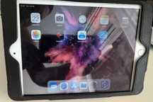 iPad mini 3 MGY92fD/A , Malo Używany , Etui Skóra  , Tanio