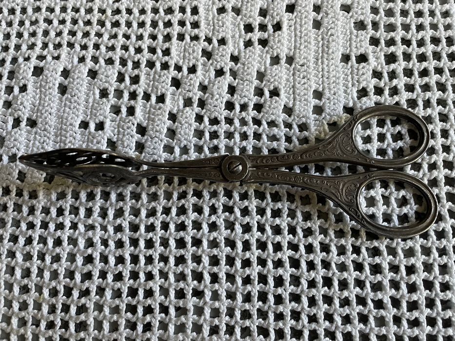 Stare posrebrzane szczypce do ciasta piękny wzór