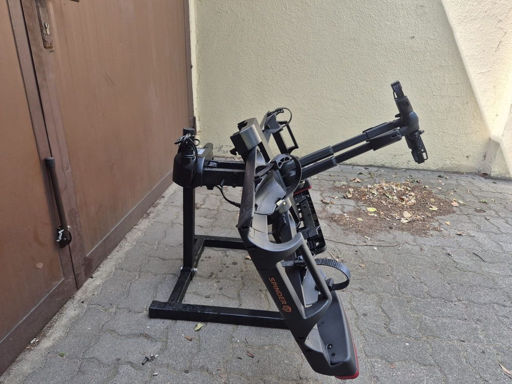 Bagaznik rowerowy na hak Spinder TX2 LED + Pokrowiec