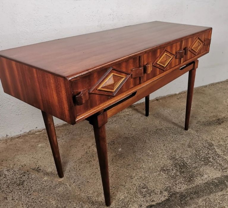 Consola vintage Década 70