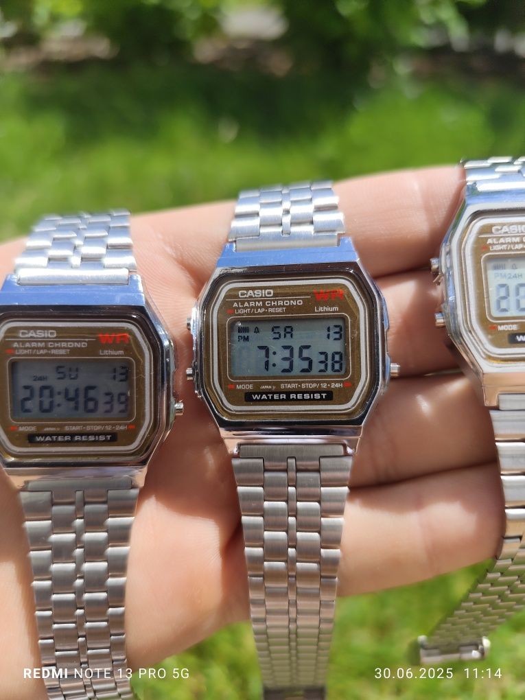 Zestaw 3 zegarków casio pomarańczowych