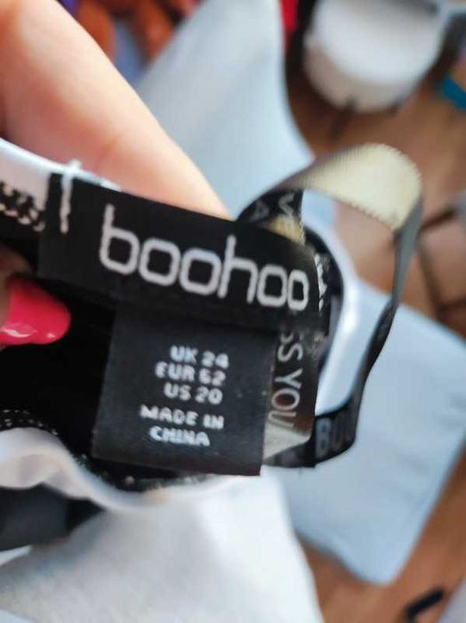 Boohoo roz 52 ciekawy strój jednoczęściowy plus size