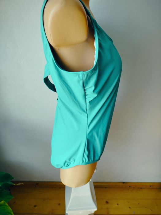 Miętowy strój kąpielowy modelujący 44..