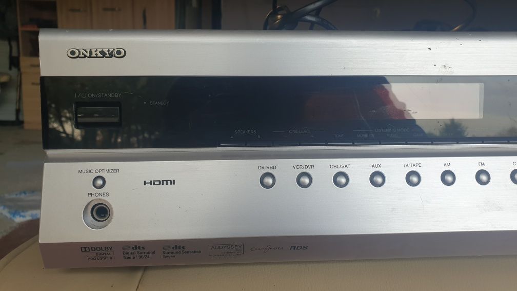 Tx-sr307 onkyo yamaha denon bose amplituner