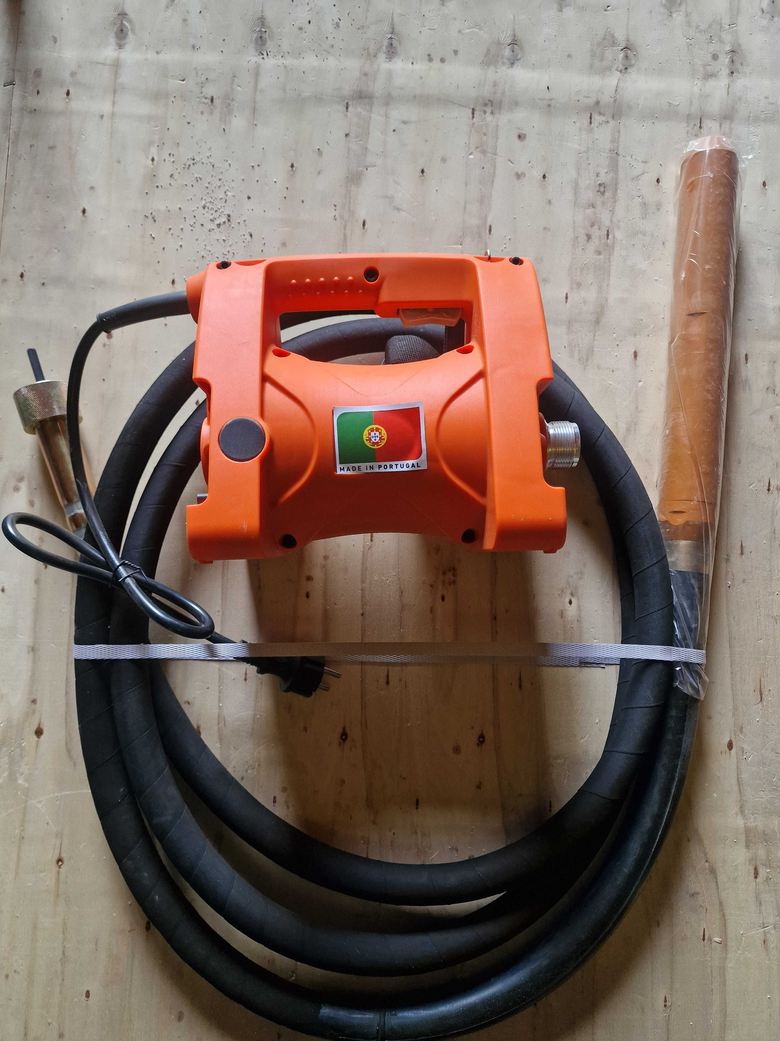 Vibrador de betão com mangueira