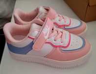 Nowe buty sportowe dla dziewczynki 35/36 logo