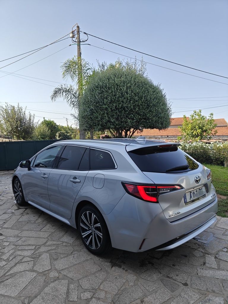 Toyota Corolla Touring Sports 1.8 HEV Comfort + Pack Sport