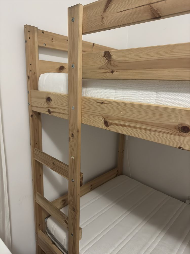 Beliche Mydal + 2 Colchões Malvik (Ikea)