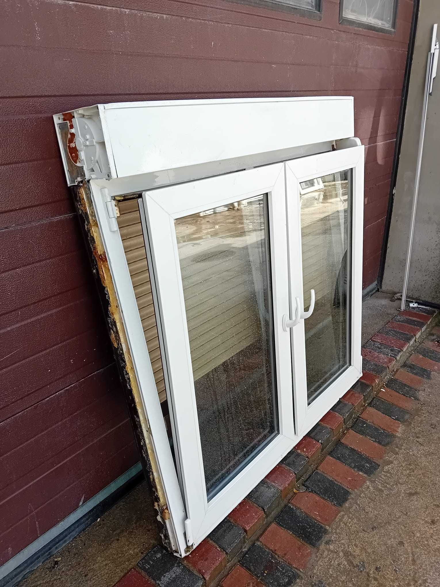 Okno dwuskrzydłowe 130x133 pcv plastikowe z roletą  DOWÓZ CAŁY KRAJ