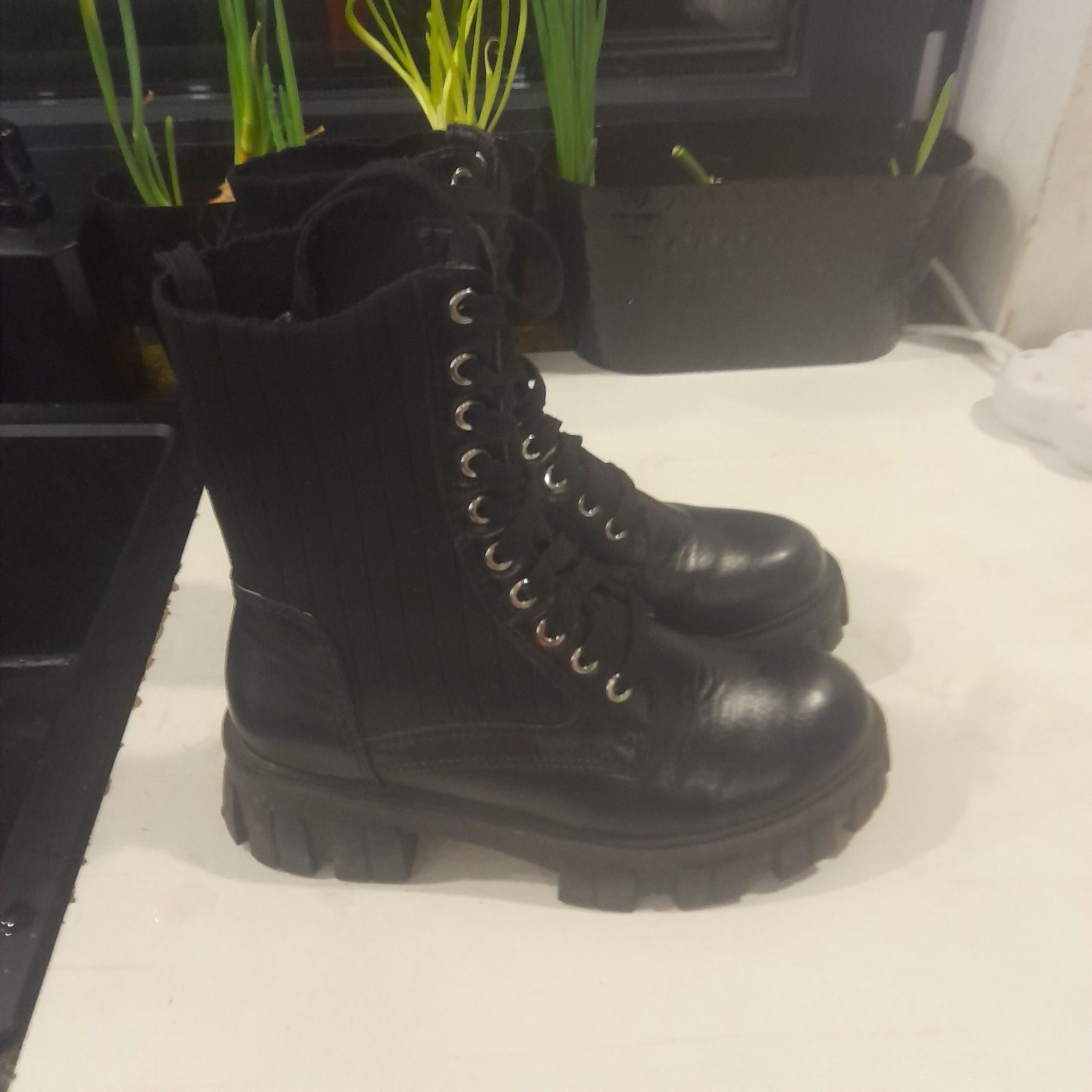 Bershka buty zimowe trapery pół łydki jak nowe 37