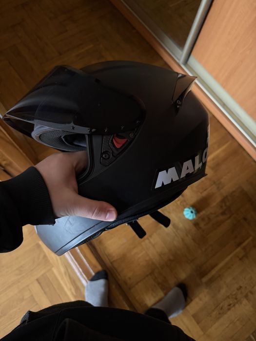 Шлем мото черный