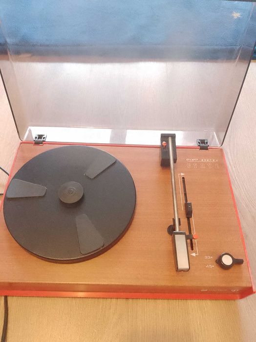UNITRA Fonica Cyryl G-417 stereo gramofon PRL stary
