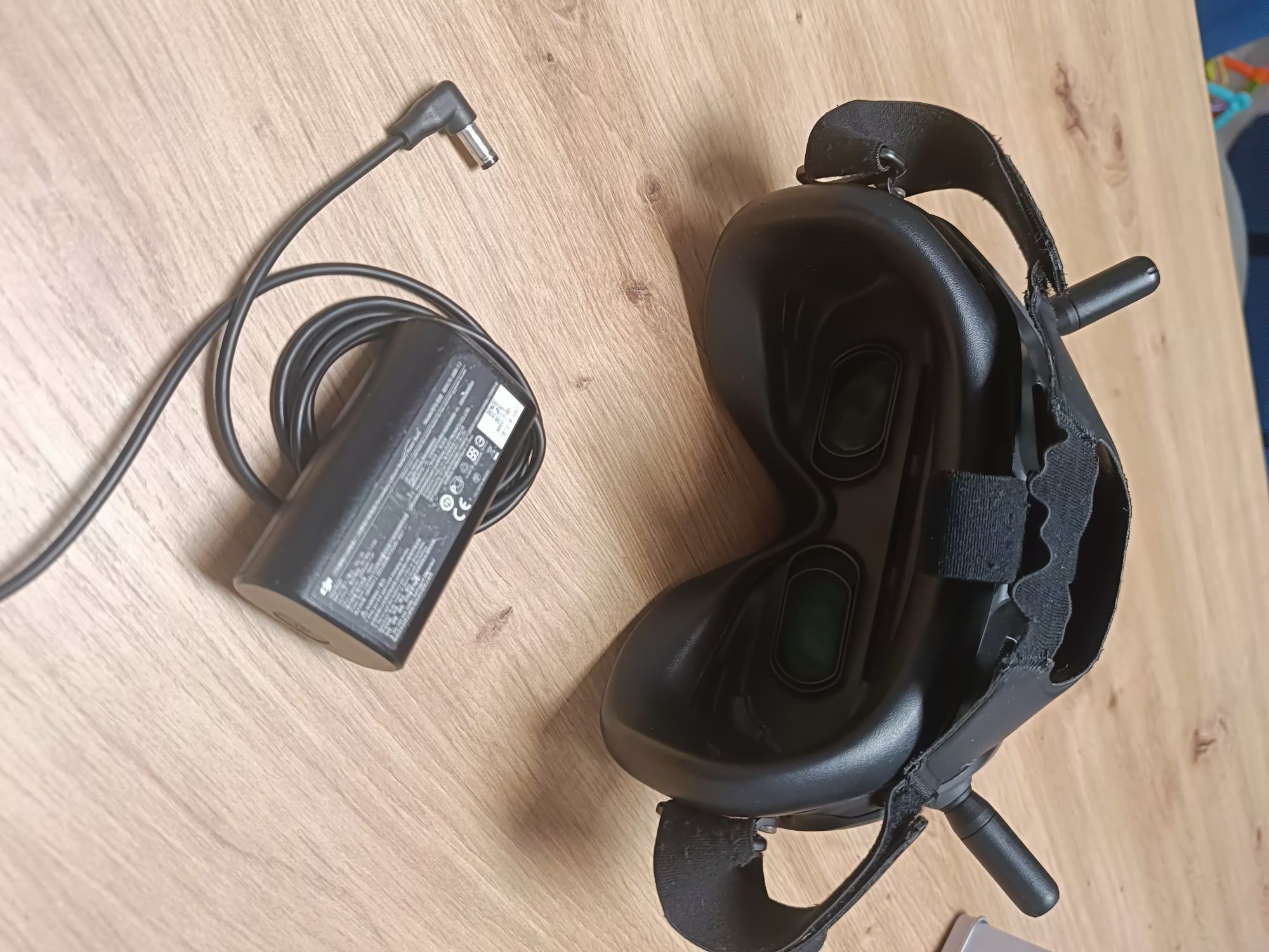 Google DJI V2 - z FCC