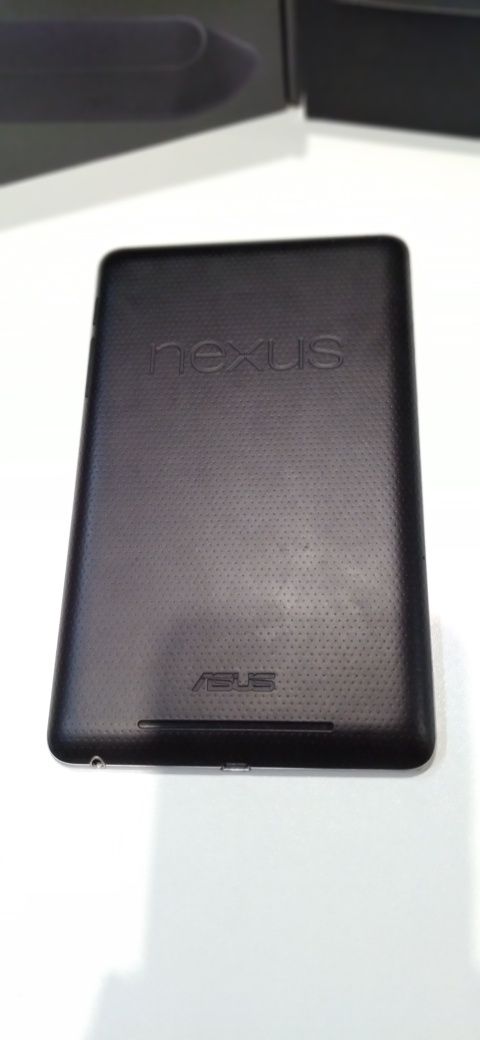 Планшет Nexus 7 2012