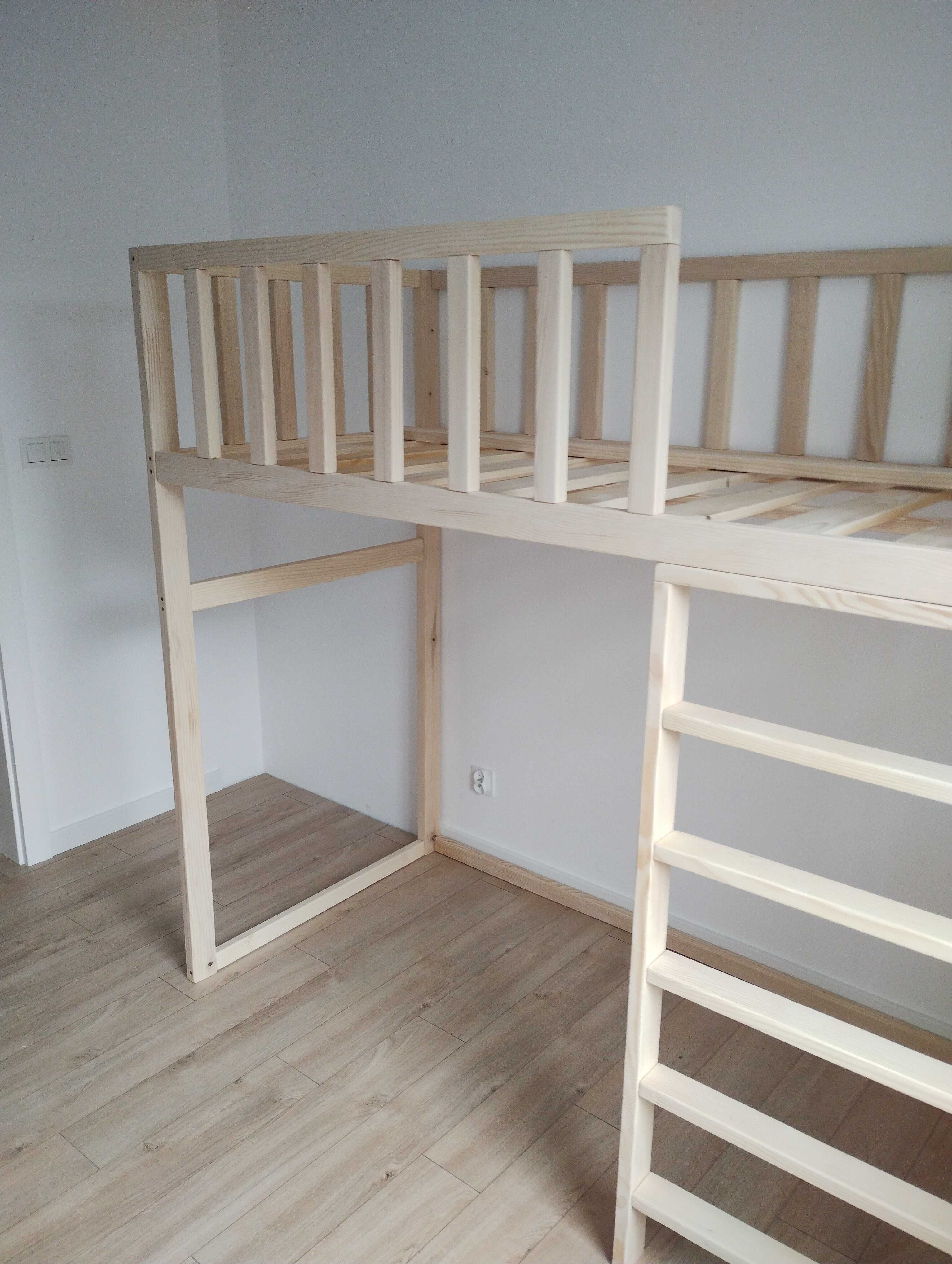 Łóżko Piętrowe Drewniane- Lite Drewno