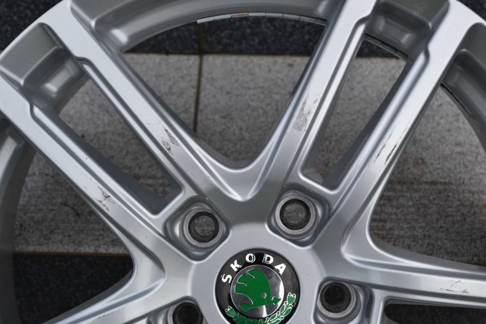 Alufelgi 5x112 Skoda 17 Cali stan bardzo dobry