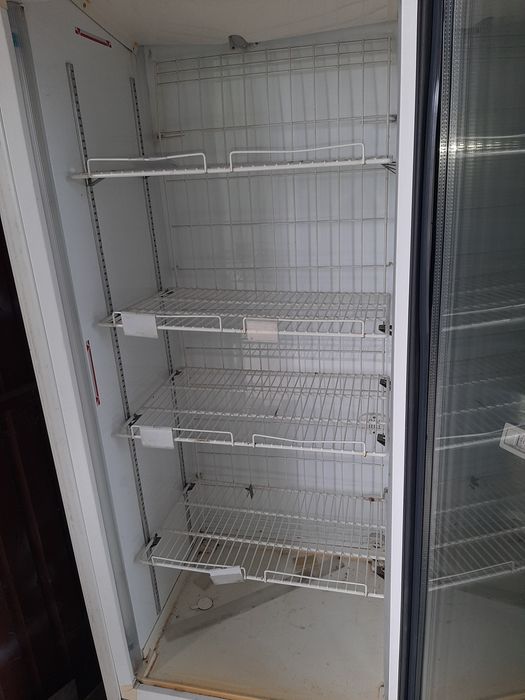 Armario congelador porta em vidro