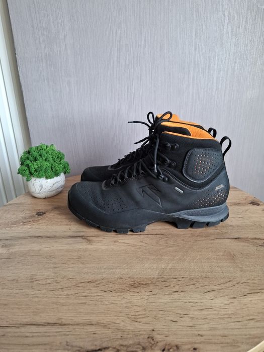 Трекинговые мужские черные ботинки  Tecnica 46 р