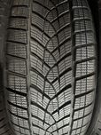 215/50/19 R19 Goodyear Ultra Grip Perfomance GEN1 4шт зима