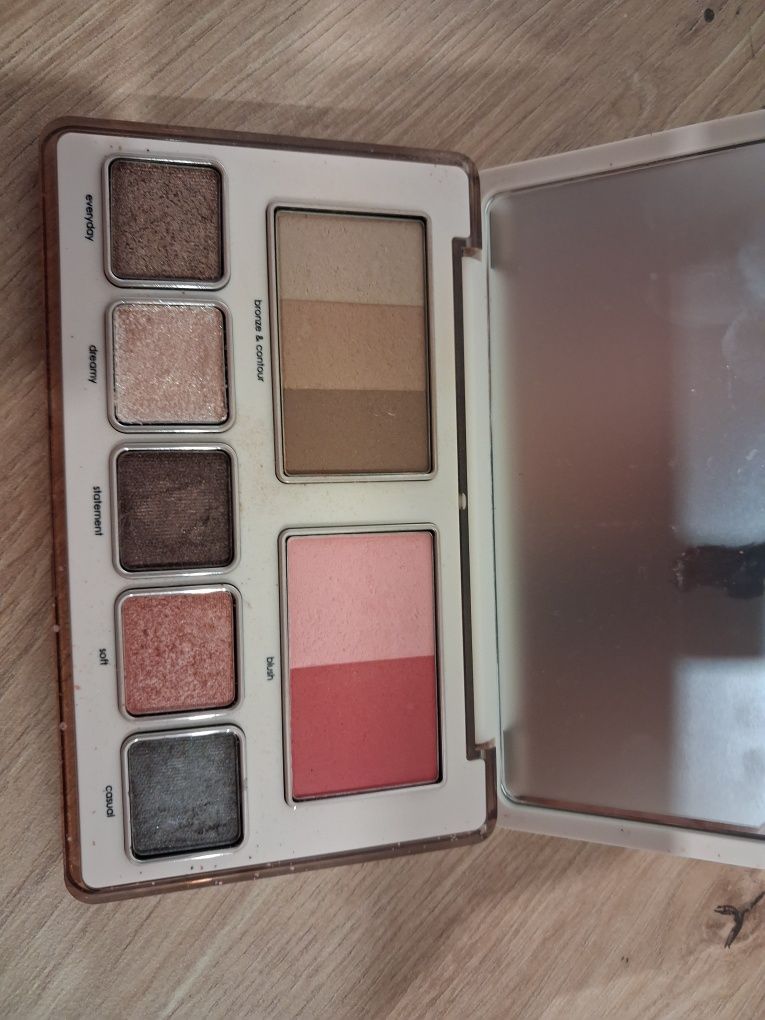Natasha denona paleta Hy-per natural