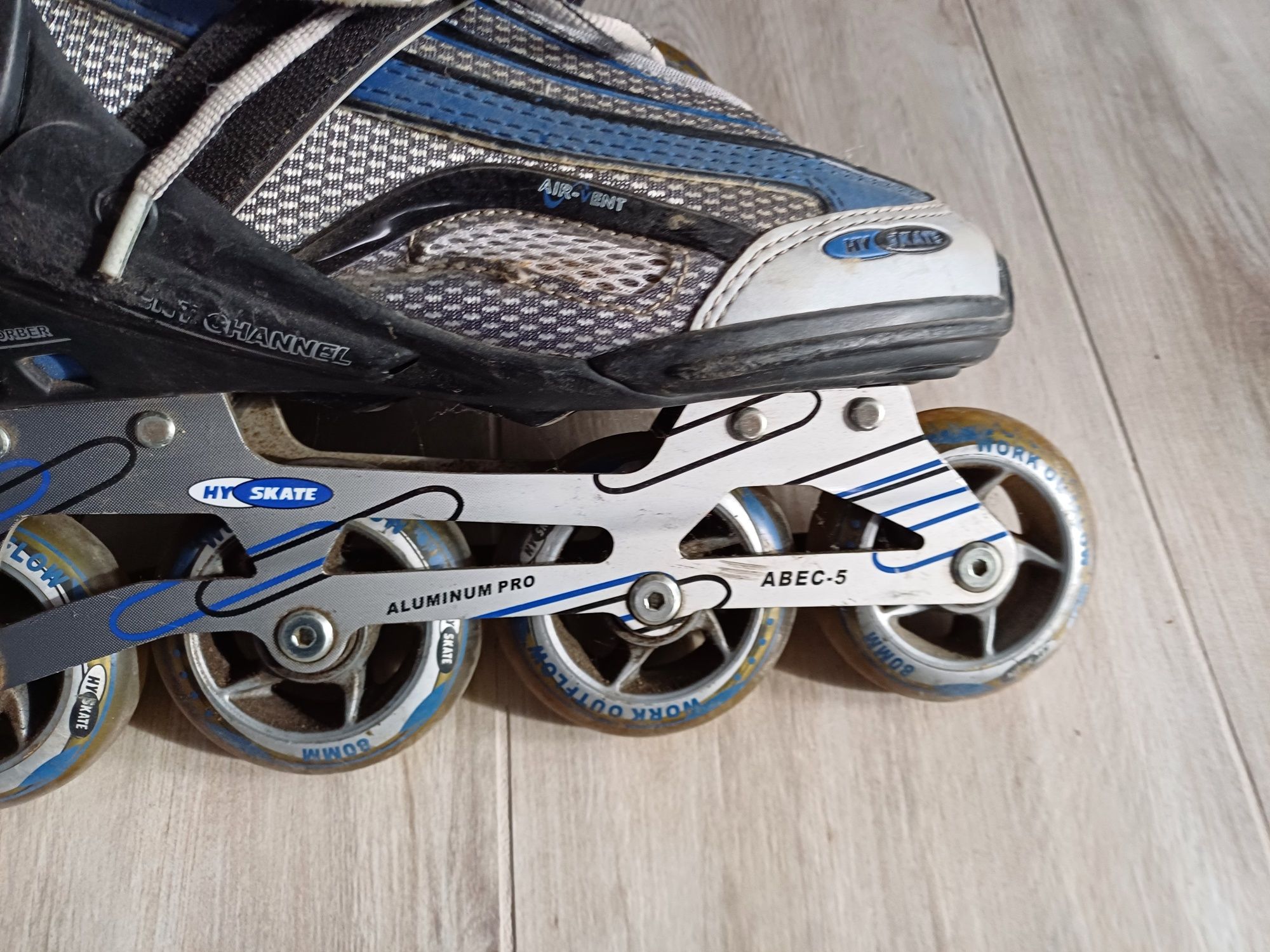 Nr 17 Rolki HY SKATE rozmiar 40