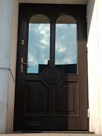 Drzwi zewnętrzne wejściowe,drewniane 120/211