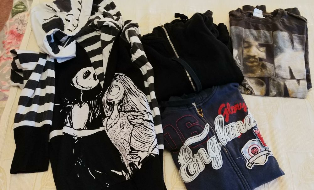 Bluzy dresowe rozm M 4szt