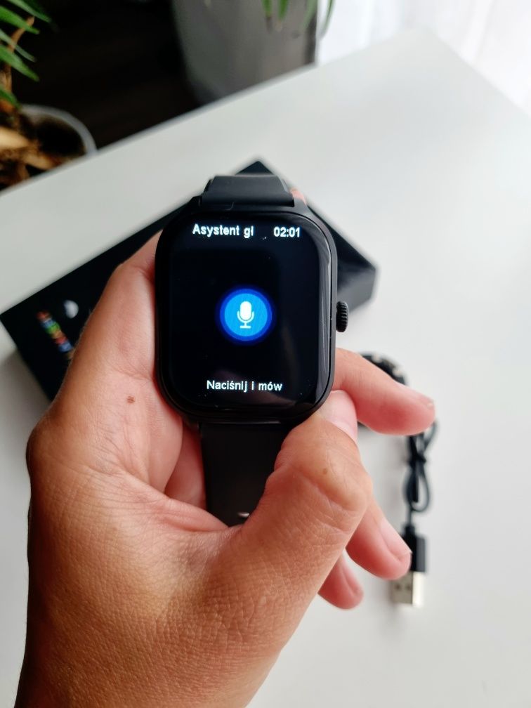 Smartwatch czarny z asystentem głosowy