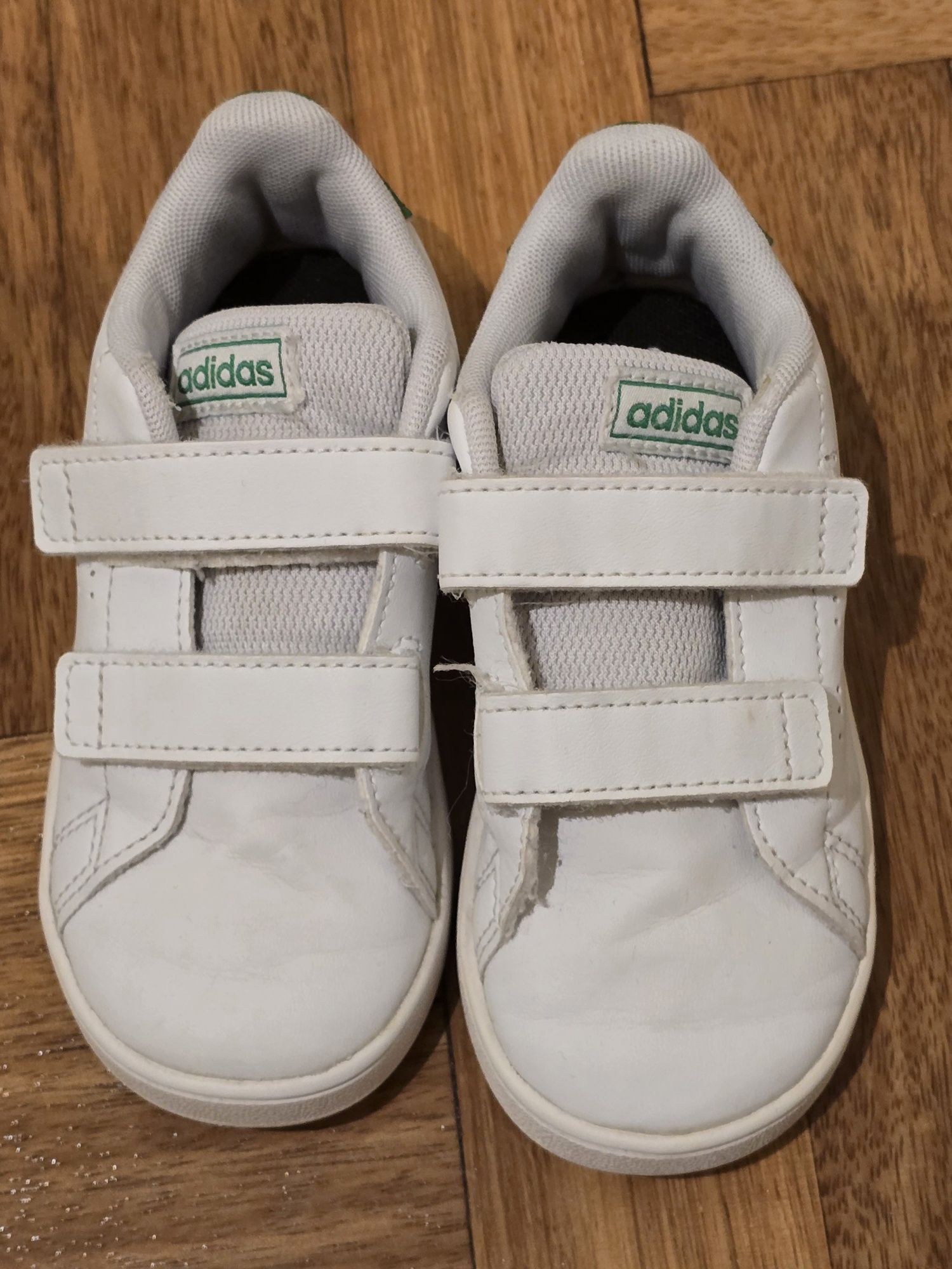 Tenis adidas tam 25