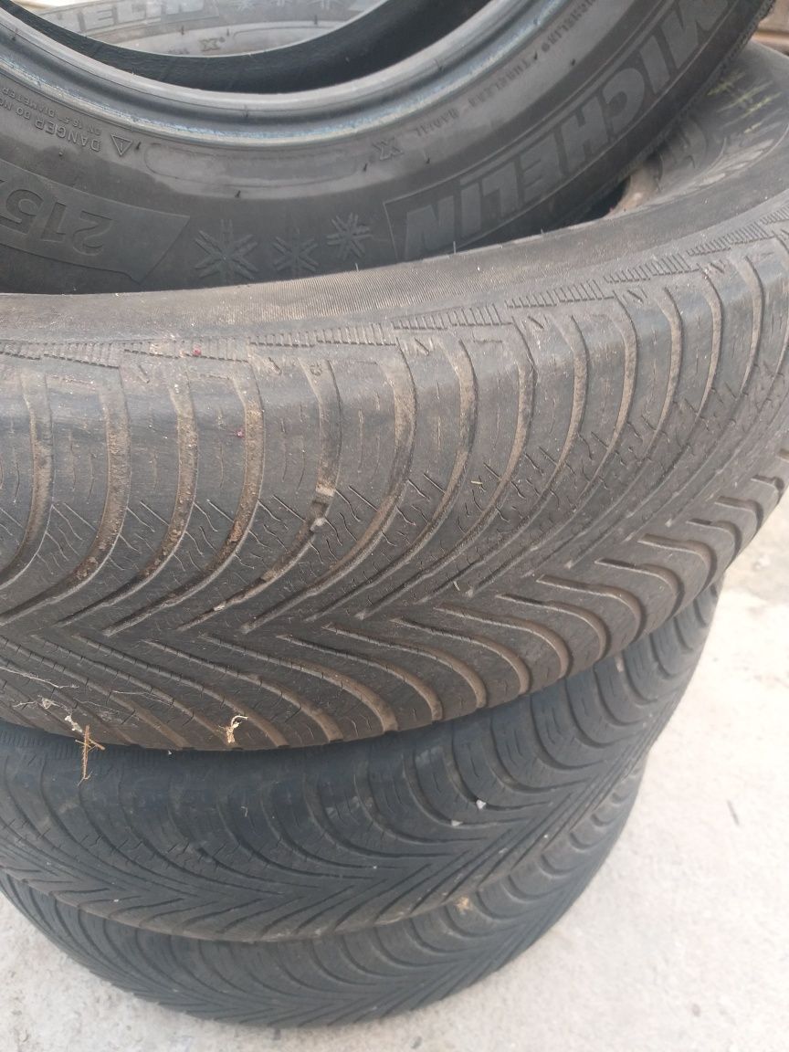 Продам зиму 4 колеса Michelin Alpin 5