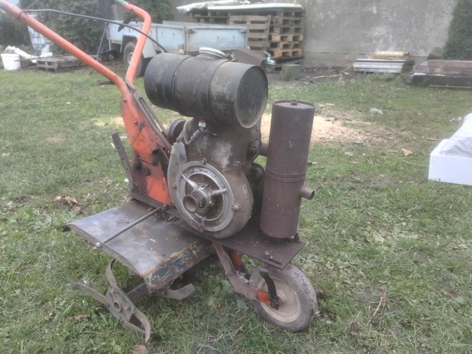 Sprzedam glebogrzarke ifa  z lat 80