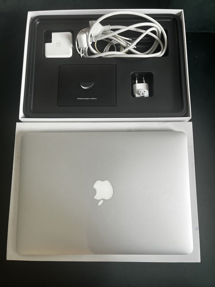 Macbook Air 13” 2017 i5 8GB RAM
