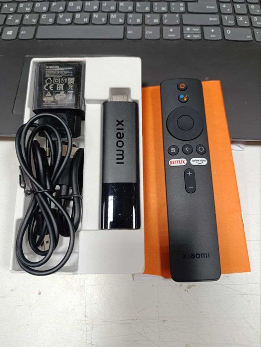 Приставка Xiaomi Mi TV Stick 4K (MDZ-27-AA)