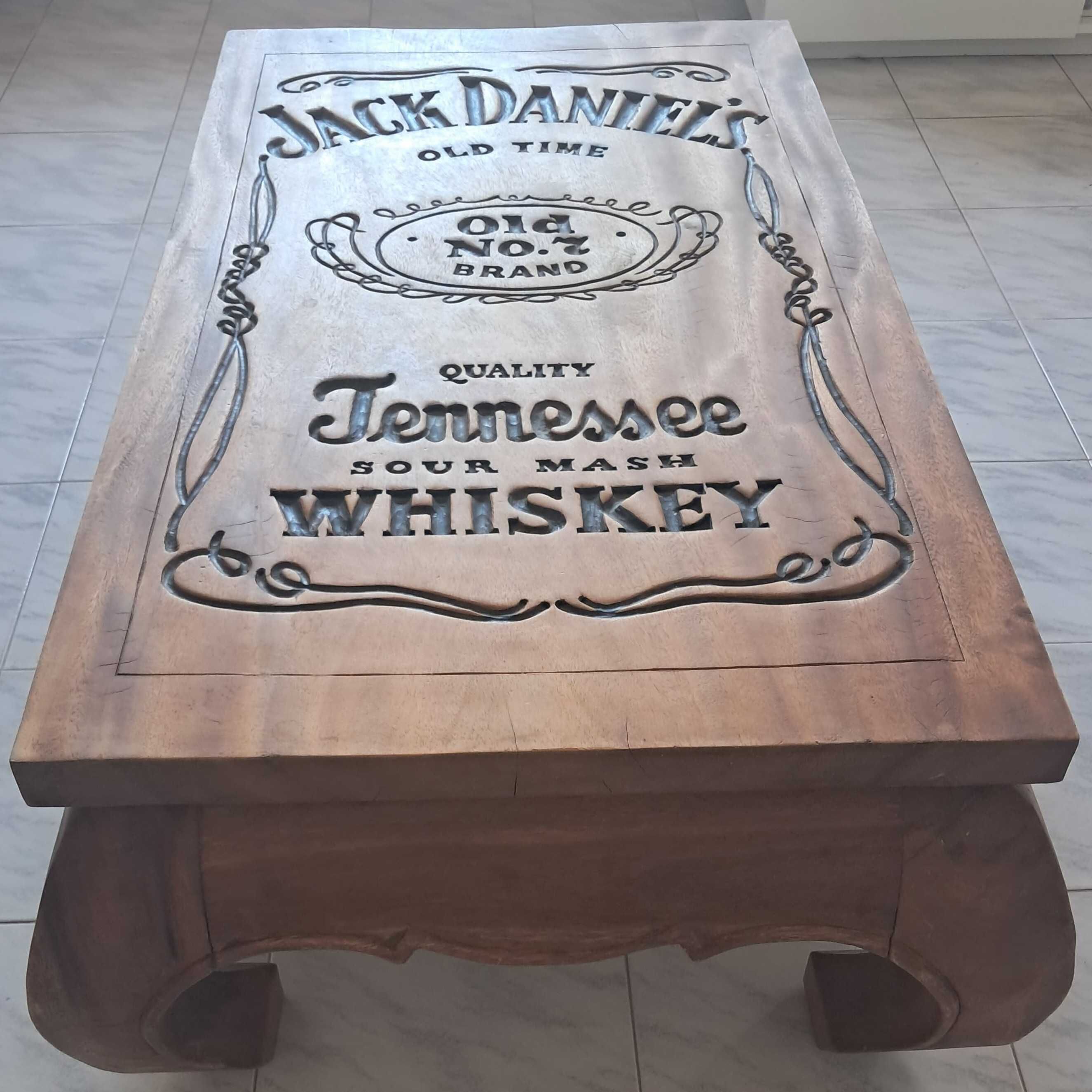 Mesa gravada Jack Daniel's (raro)