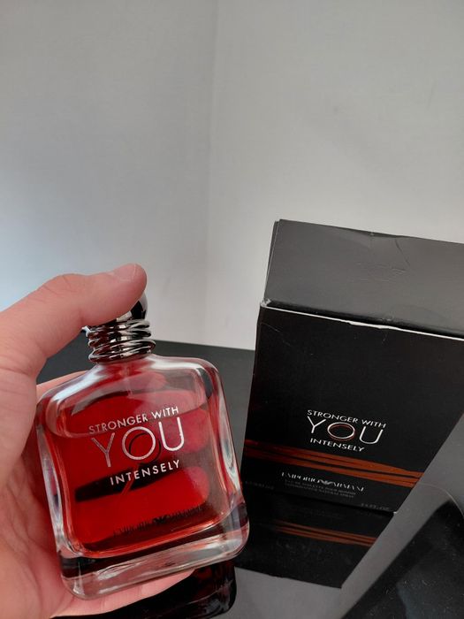 Perfum emporio armani stronger with you intensely