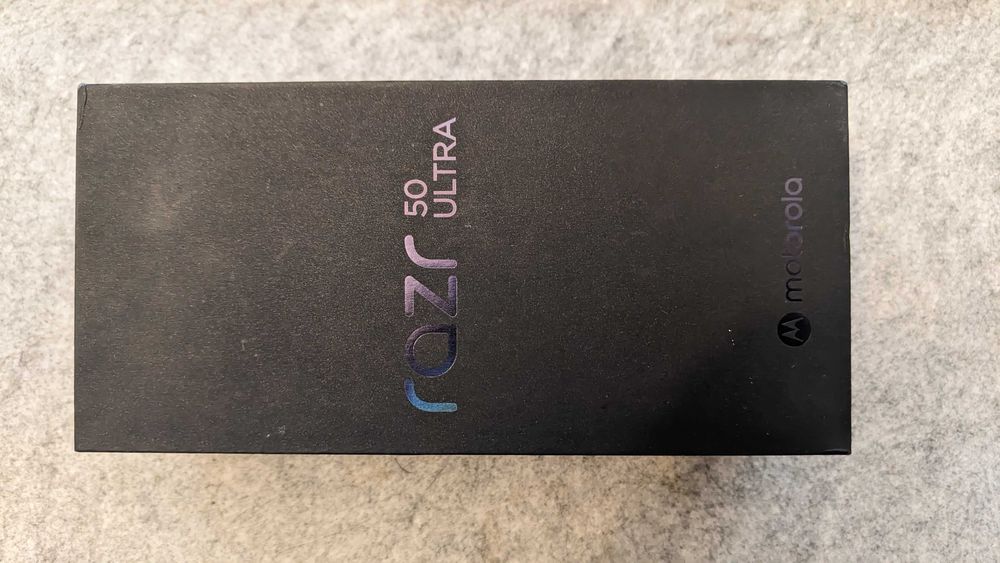 Motorola Razr 50 Ultra - Não liga