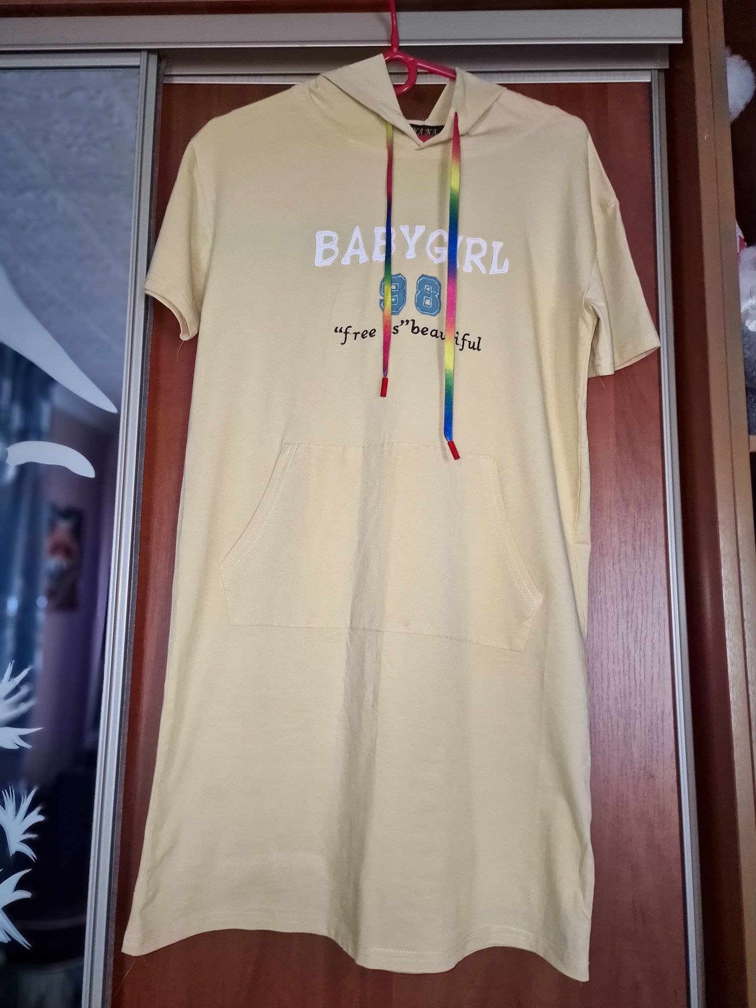 Продам сукню на дівчинку