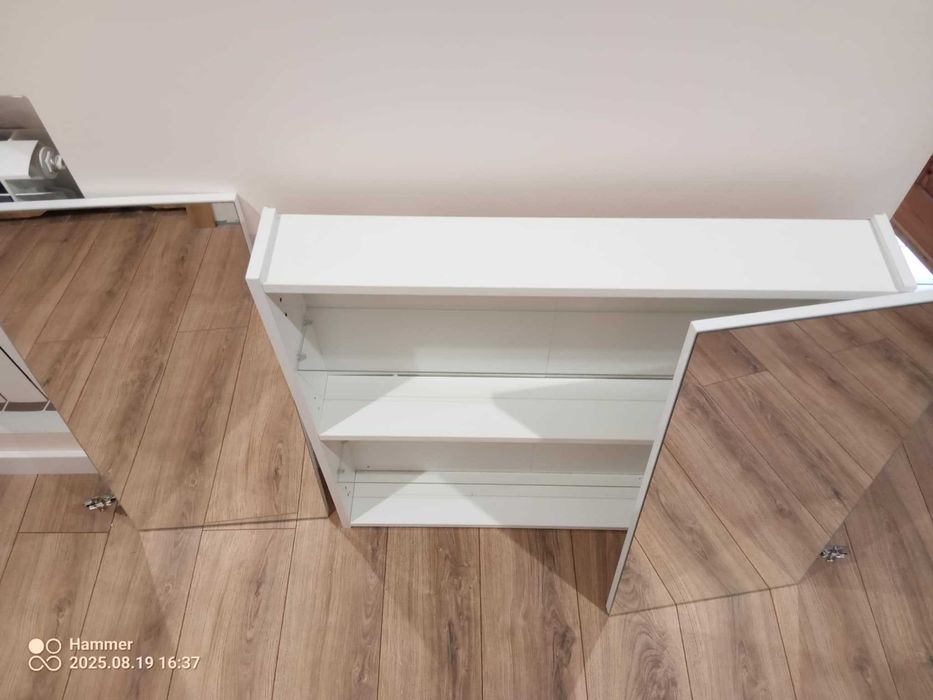 Szafka łazienkowa Cersanit + LED